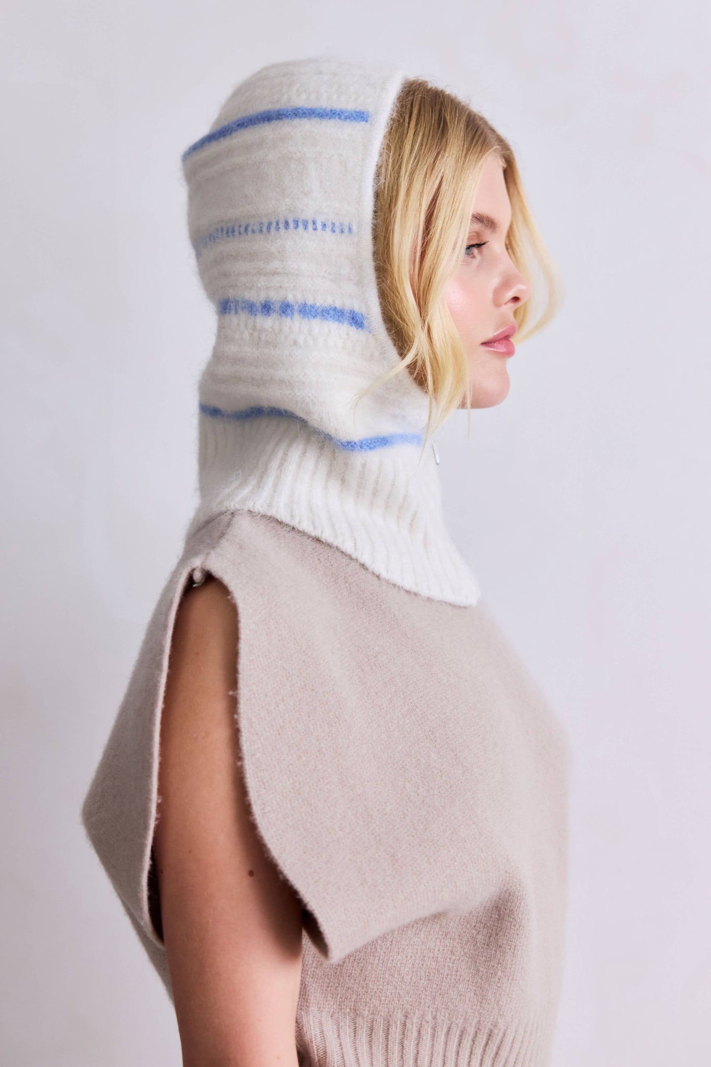 The Alpaca Balaclava with Zip - White/Sky Blue