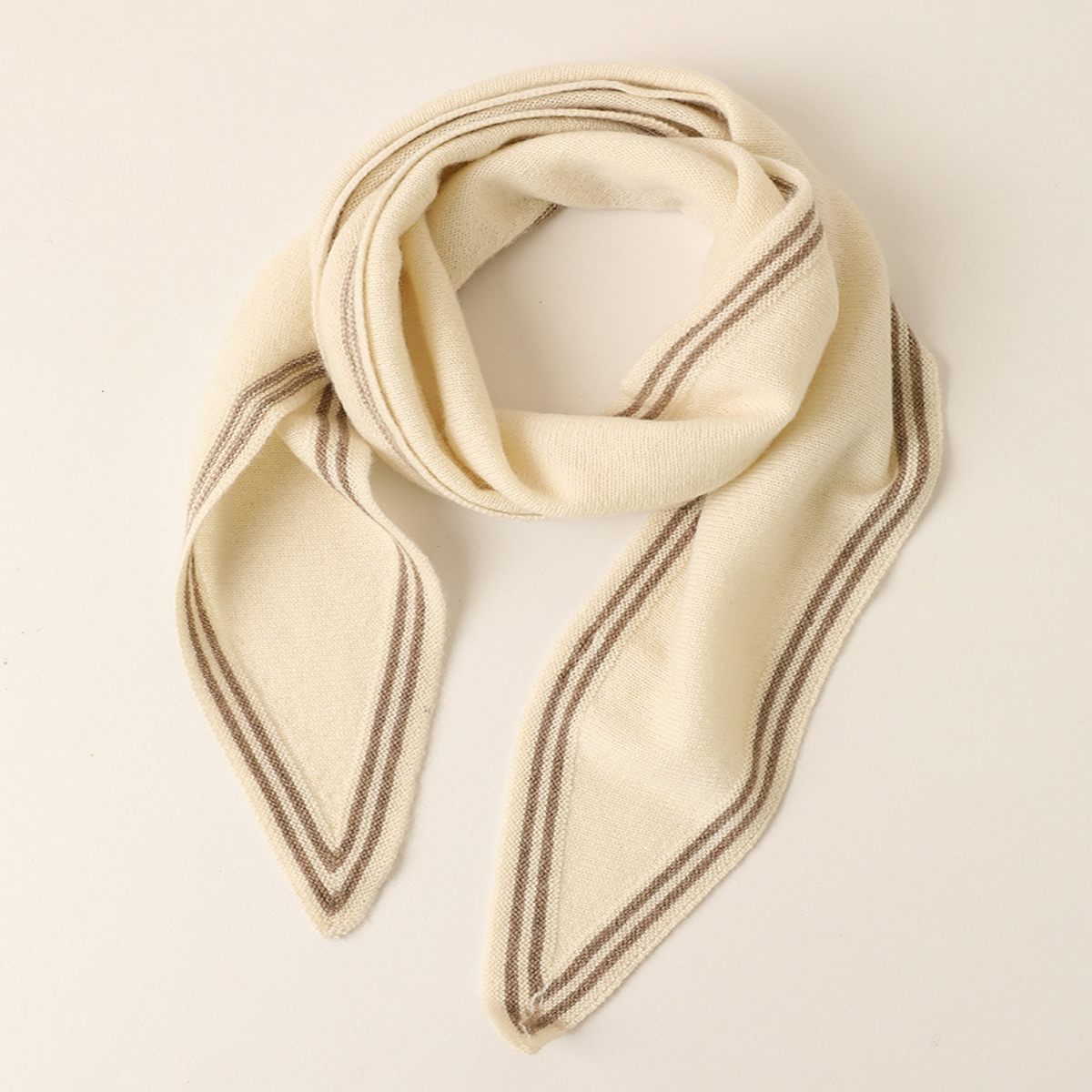 Cashmere Triangle Neck Scarf