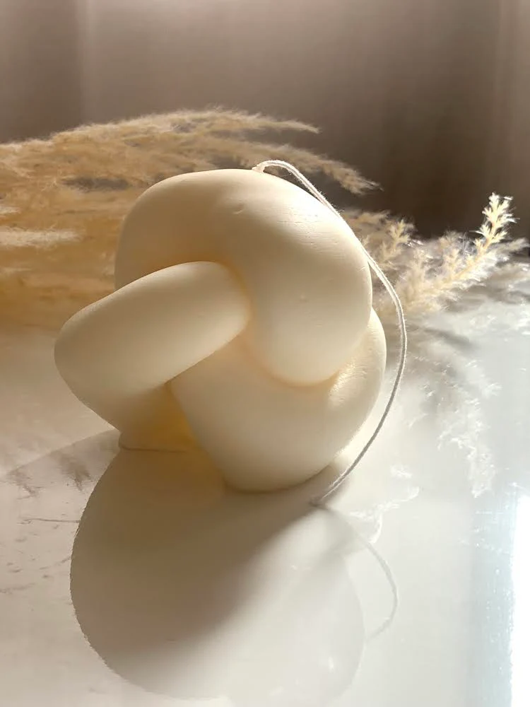 Knot Candle