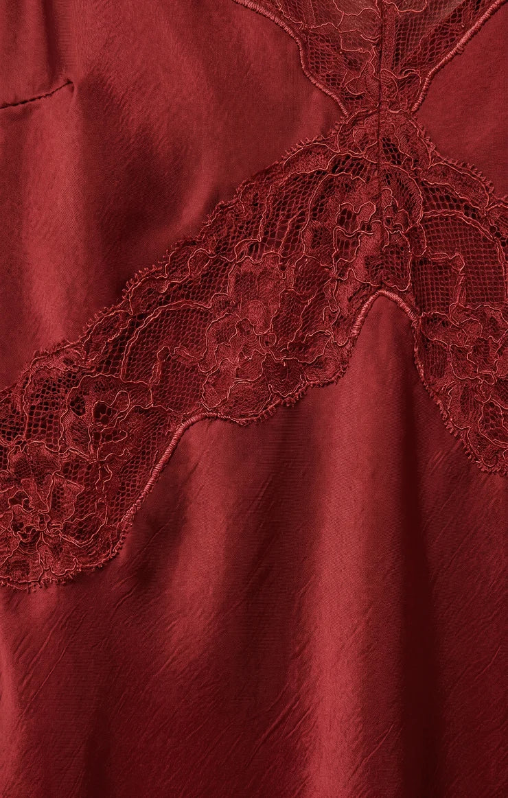 Bruna Lace Dress (multiple colors)