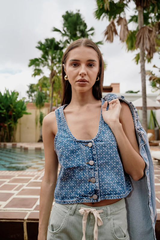 Kane Cropped Vest