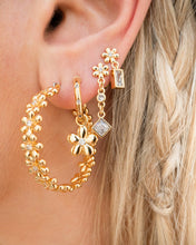 Luv Aj Daisy Chain Studs Set