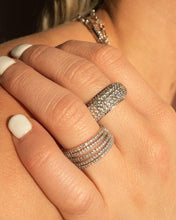 Classique Pave Rings Set